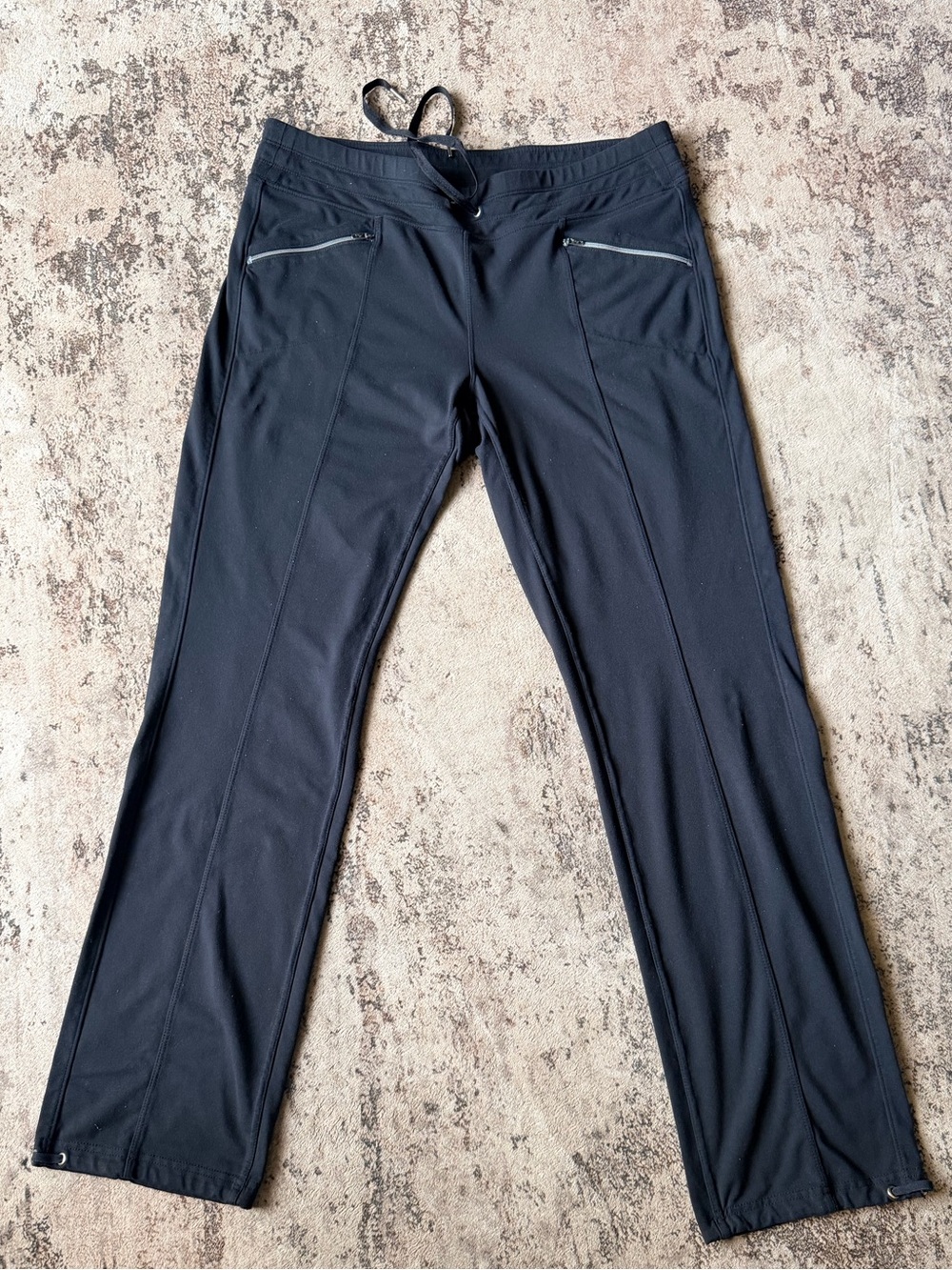 Athleta Black Women’s Metro Slouch Joggers
